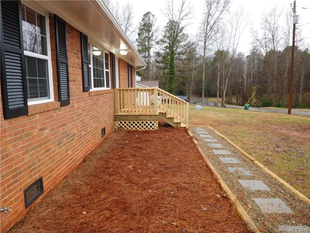 509 Turner Road Gastonia, NC 28056 - Photo 3 of 23 Gallery Image 3