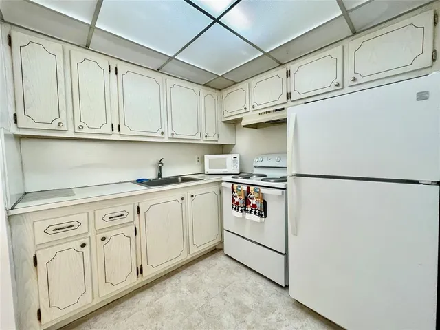 $1,300 | 6 Keswick A, Unit 6, Deerfield Beach, FL 33442