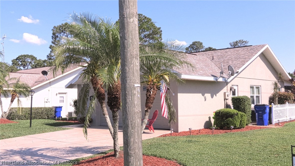 2016 Par Road Sebring, FL 33872 - Photo 3 of 25 Gallery Image 3