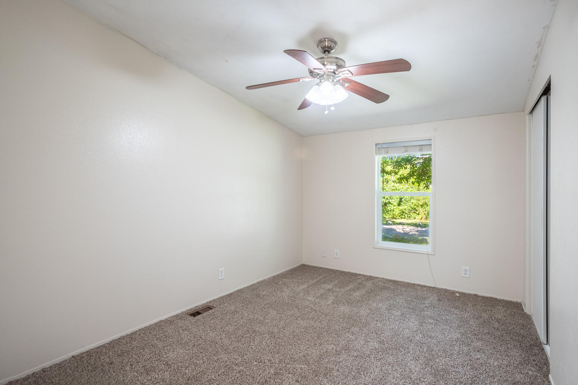 3360 Balls Ferry Road Cottonwood, CA 96022 - Photo 17 of 26 Bedroom #2