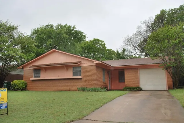 $1,850 | 3809 Titan Trail, Denton, TX 76209