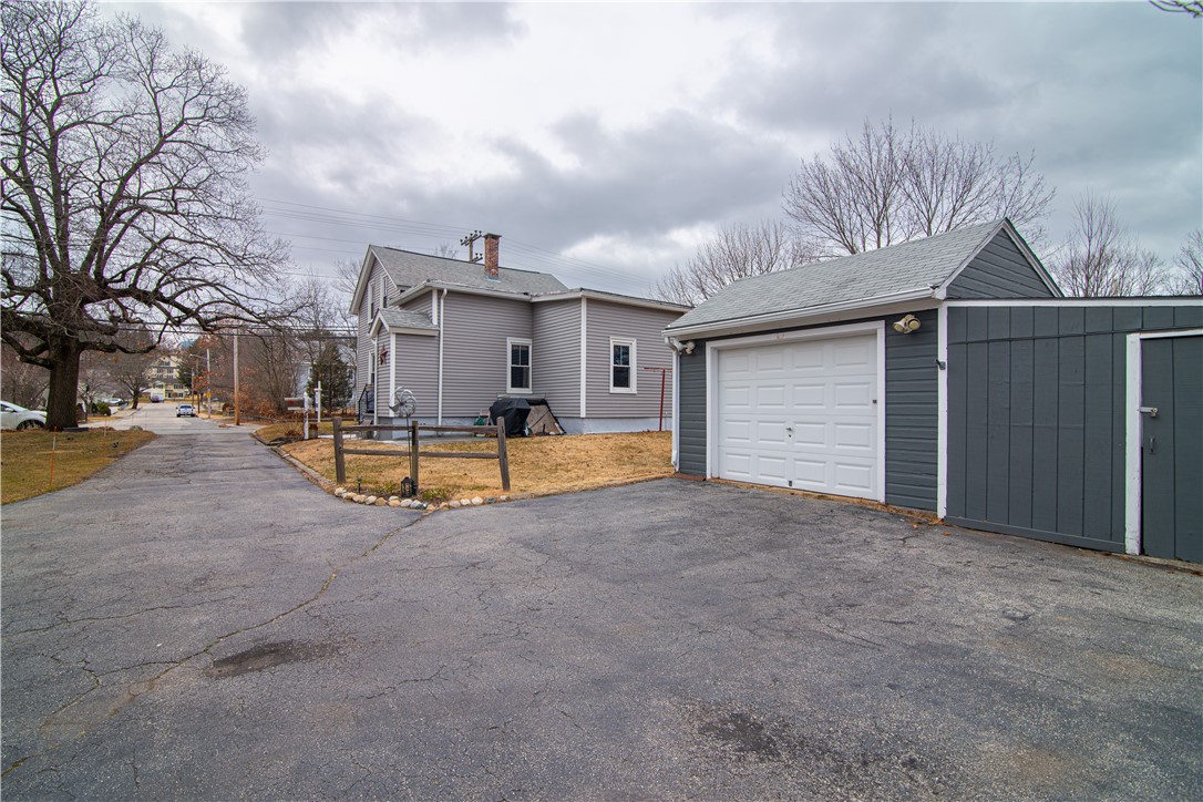 616 Manville Road Woonsocket, RI 02895 - Photo 26 of 28