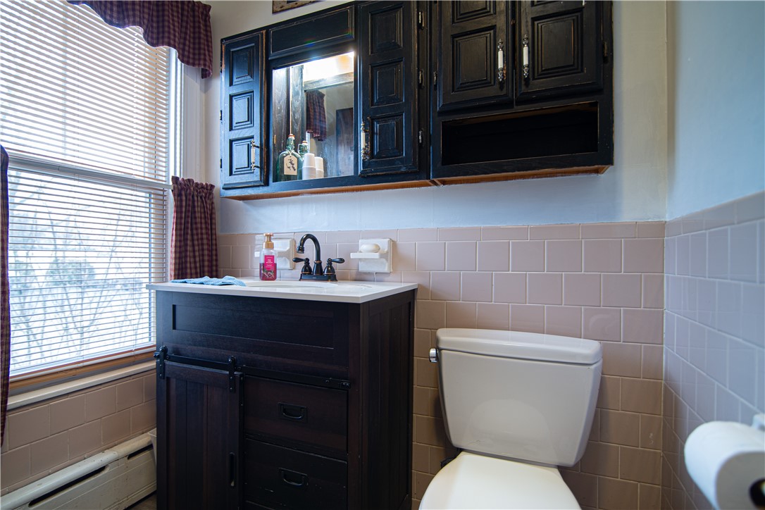 616 Manville Road Woonsocket, RI 02895 - Photo 10 of 28