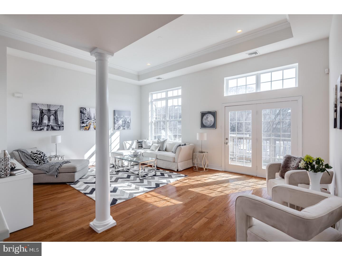 233 Gay Street Philadelphia, PA 19128 - Photo 1 of 22 Living Room