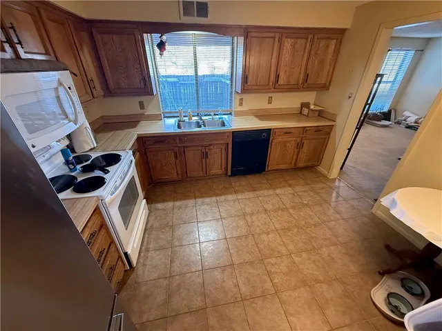 $145,000 | 12604 West 110th Terrace, Overland Park, KS 66210