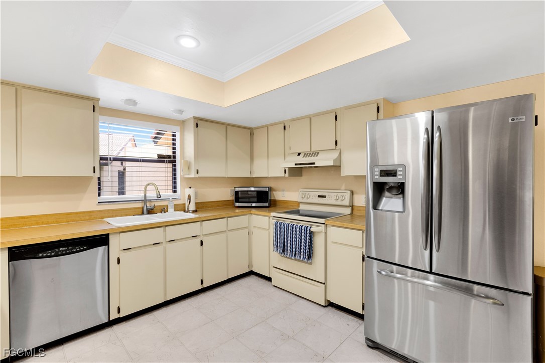 5282 Concord Way Fort Myers, FL 33907 - Photo 10 of 25