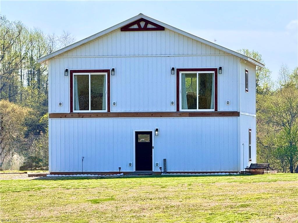 322 Layell Road Elkin, NC 28621 - Photo 3 of 46