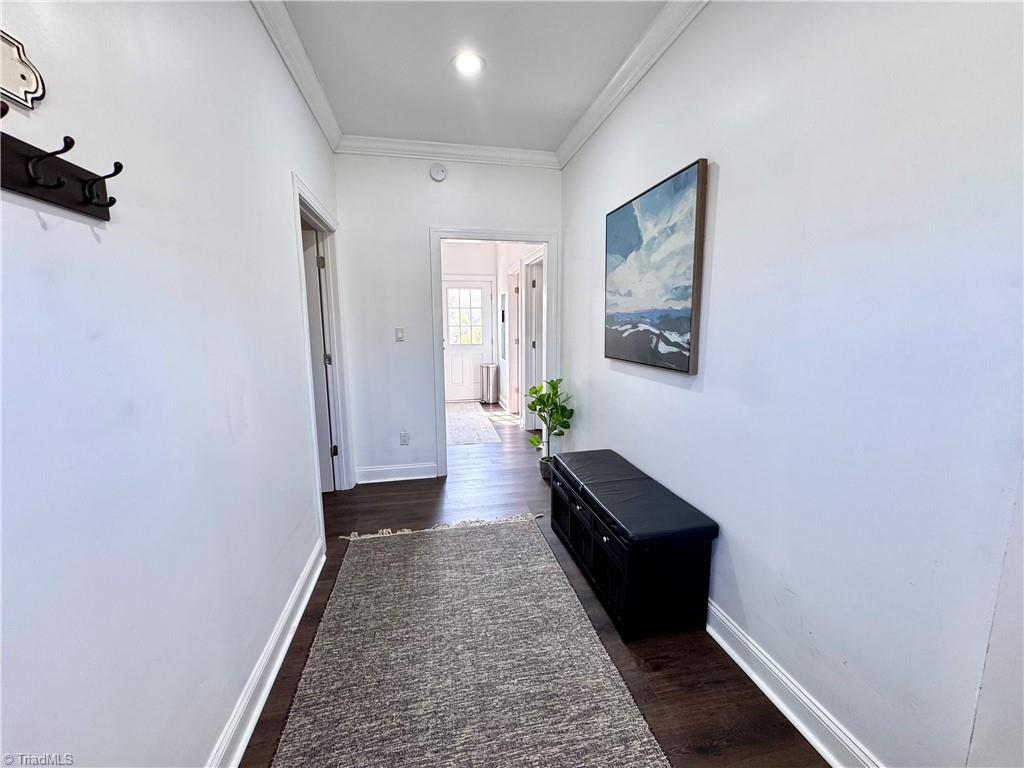 322 Layell Road Elkin, NC 28621 - Photo 9 of 46