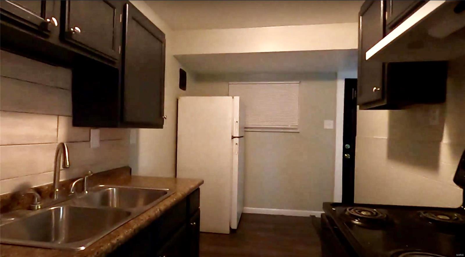 229 Grampian Road St. Louis, MO 63137 - Photo 7 of 20