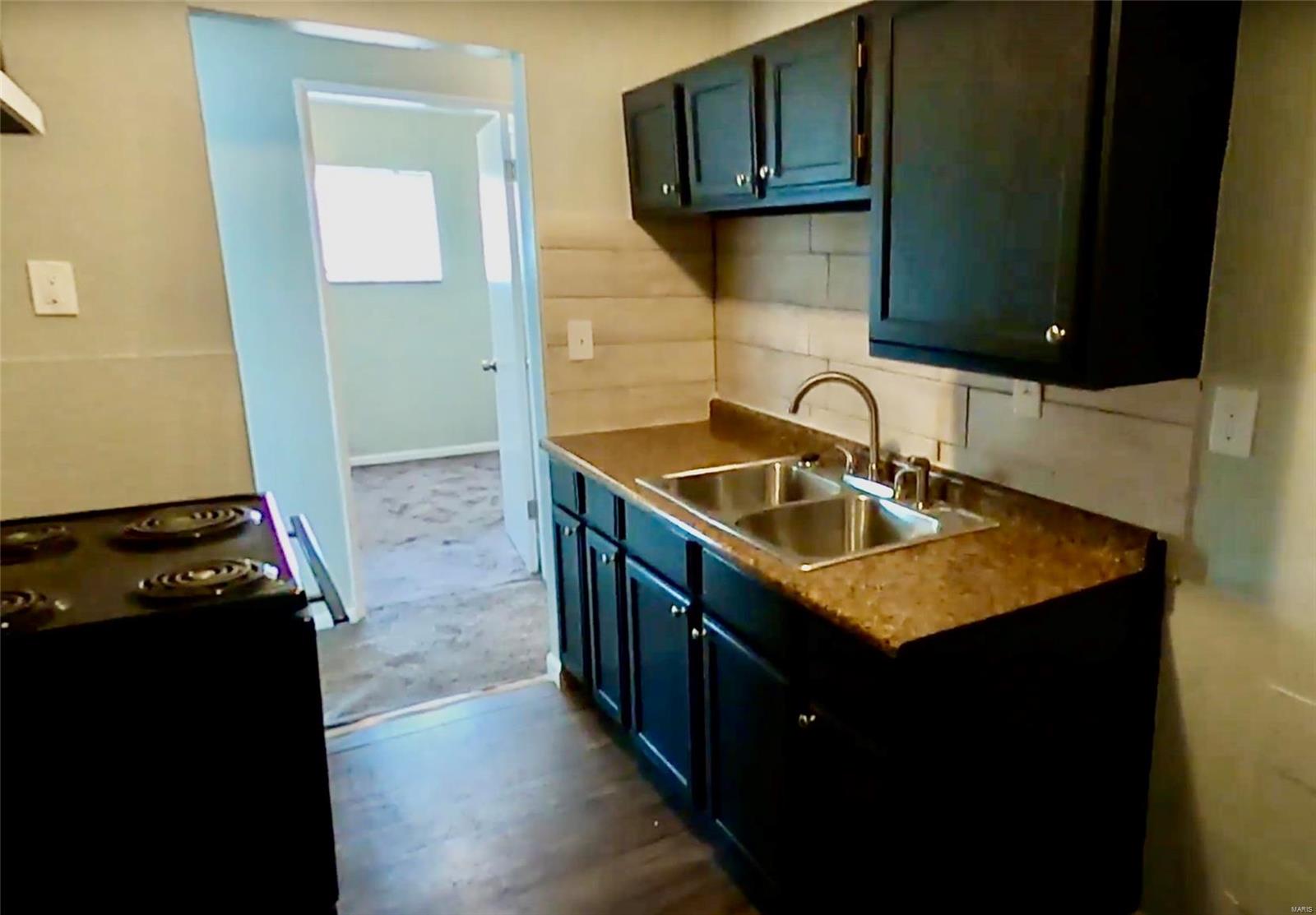 229 Grampian Road St. Louis, MO 63137 - Photo 9 of 20