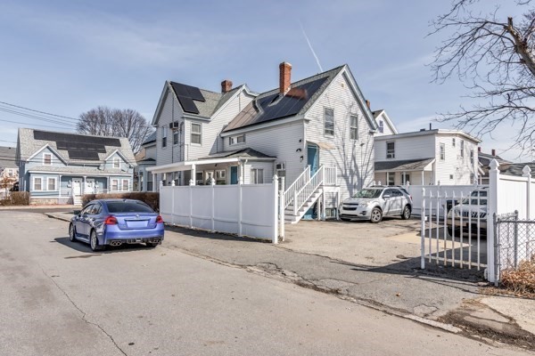 11 Cambridge Street Lawrence, MA 01843 - Photo 3 of 40