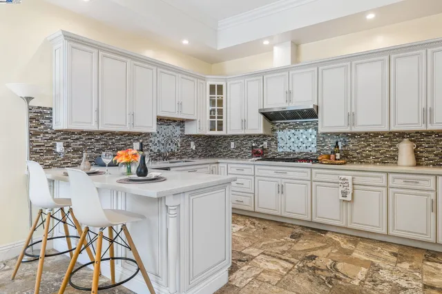 $1,688,000 | 6588 Longwalk Drive, Oakland, CA 94611