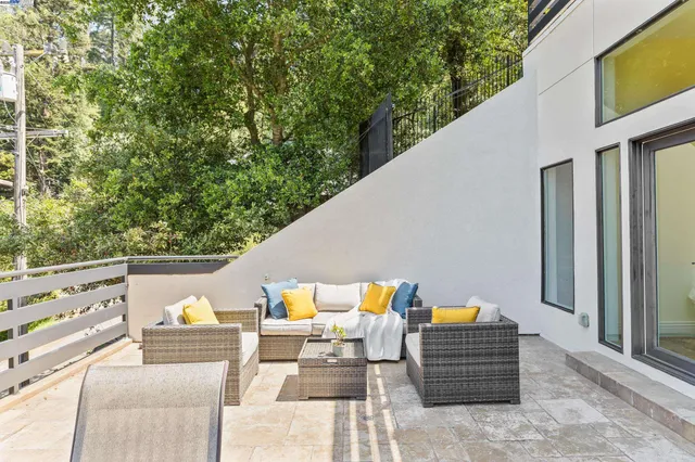 $1,688,000 | 6588 Longwalk Drive, Oakland, CA 94611