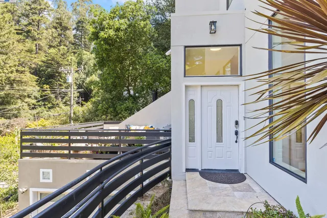 $1,688,000 | 6588 Longwalk Drive, Oakland, CA 94611