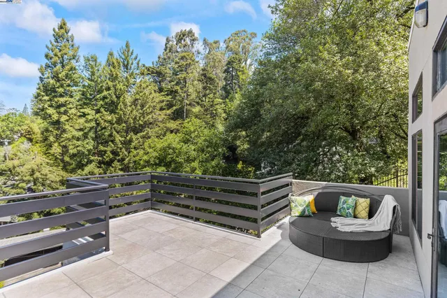 $1,688,000 | 6588 Longwalk Drive, Oakland, CA 94611