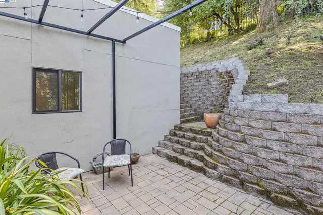 $1,688,000 | 6588 Longwalk Drive, Oakland, CA 94611