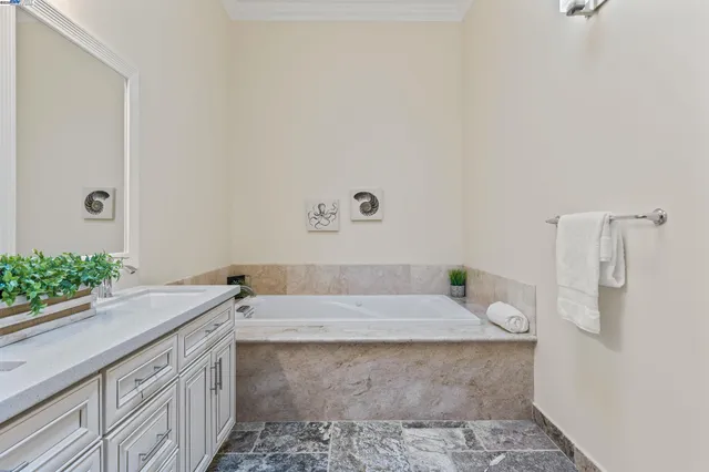 $1,688,000 | 6588 Longwalk Drive, Oakland, CA 94611