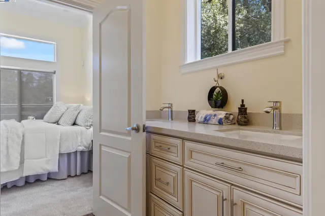 $1,688,000 | 6588 Longwalk Drive, Oakland, CA 94611