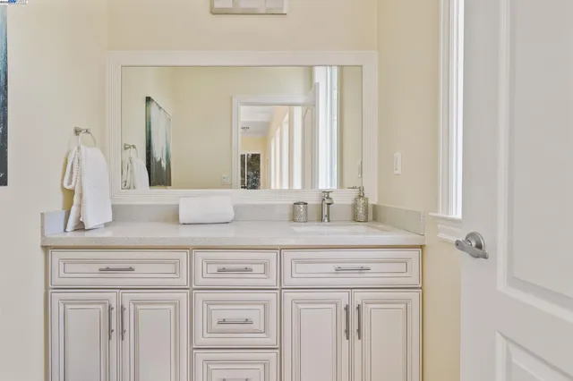 $1,688,000 | 6588 Longwalk Drive, Oakland, CA 94611