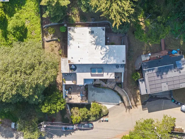 $1,688,000 | 6588 Longwalk Drive, Oakland, CA 94611