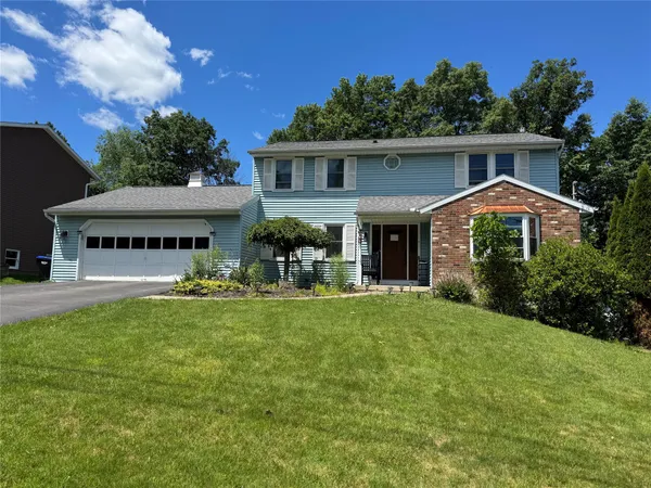 $389,000 | 581 Sequoia Lane, Vestal, NY 13850