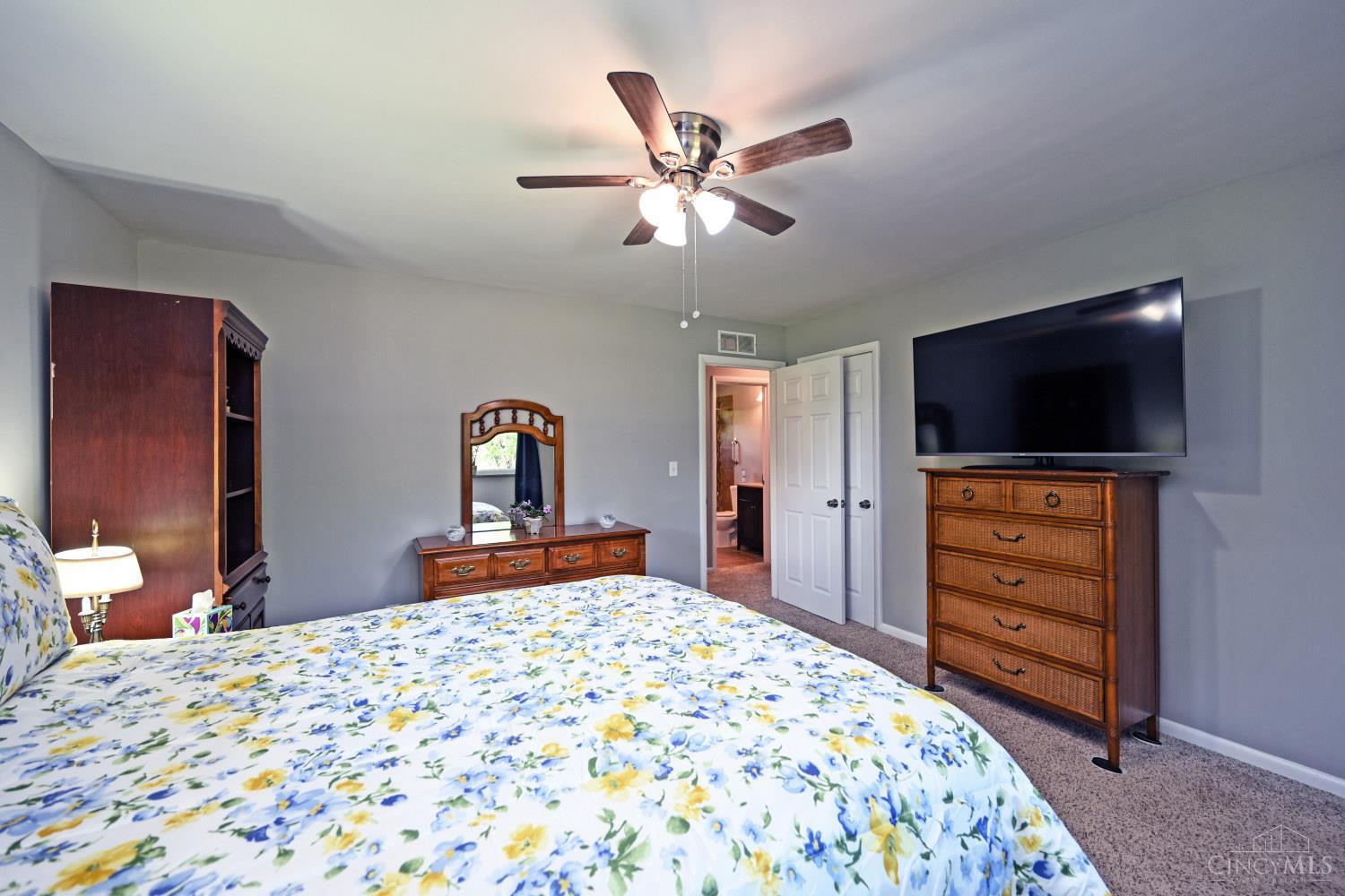 4699 Blue Jacket Road Cincinnati, OH 45244 - Photo 25 of 38