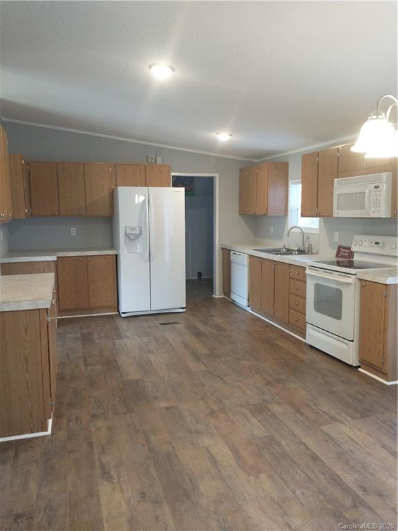 4425 Sugar Hill Road Marion, NC 28752 - Photo 11 of 46 Gallery Image 11