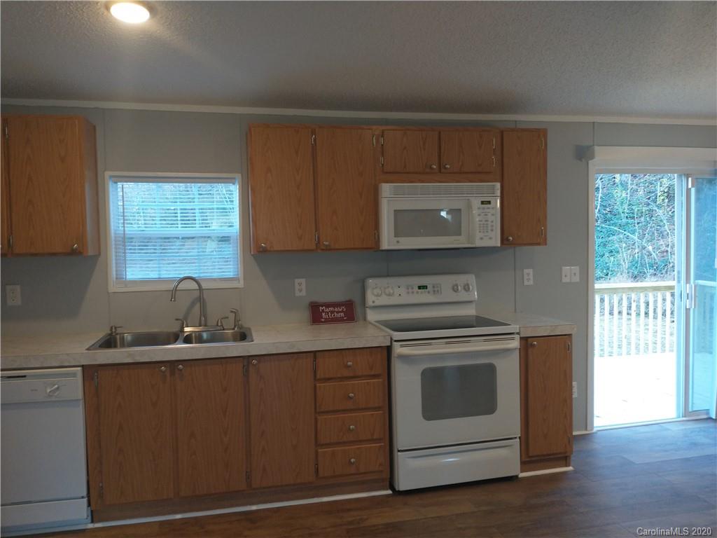 4425 Sugar Hill Road Marion, NC 28752 - Photo 13 of 46 Gallery Image 13