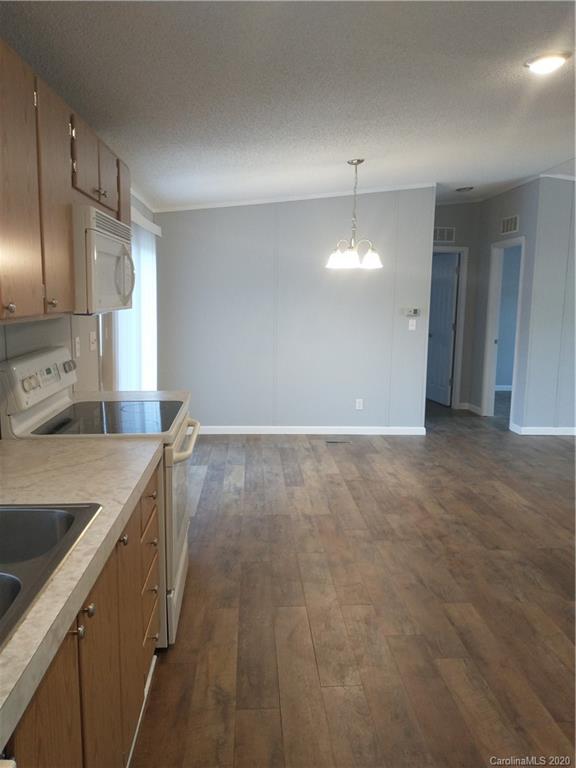 4425 Sugar Hill Road Marion, NC 28752 - Photo 17 of 46 Gallery Image 17