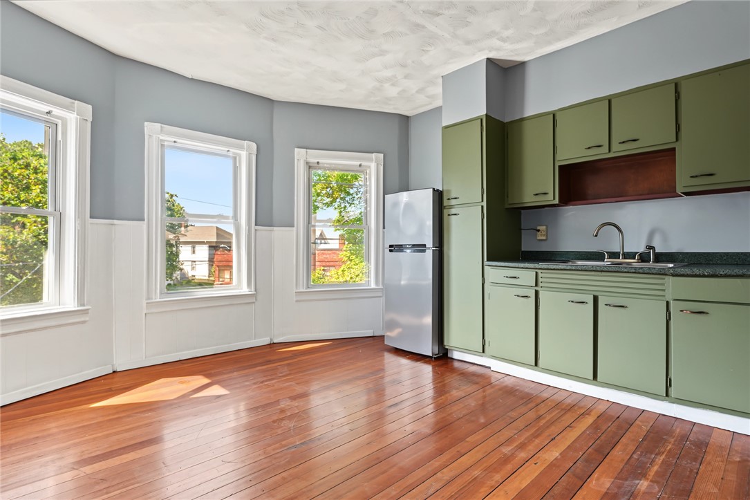 7 Williams Street Pawtucket, RI 02860 - Photo 32 of 37 Gallery Image 32