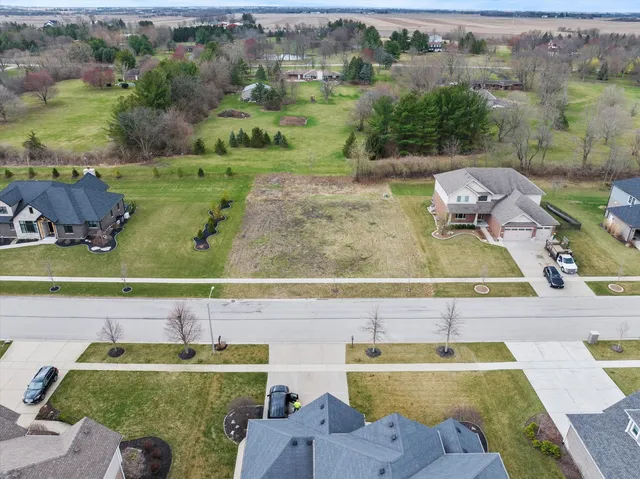 $150,000 | 13745 Memorial Drive, Manhattan, IL 60442