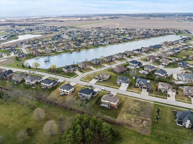 $150,000 | 13745 Memorial Drive, Manhattan, IL 60442