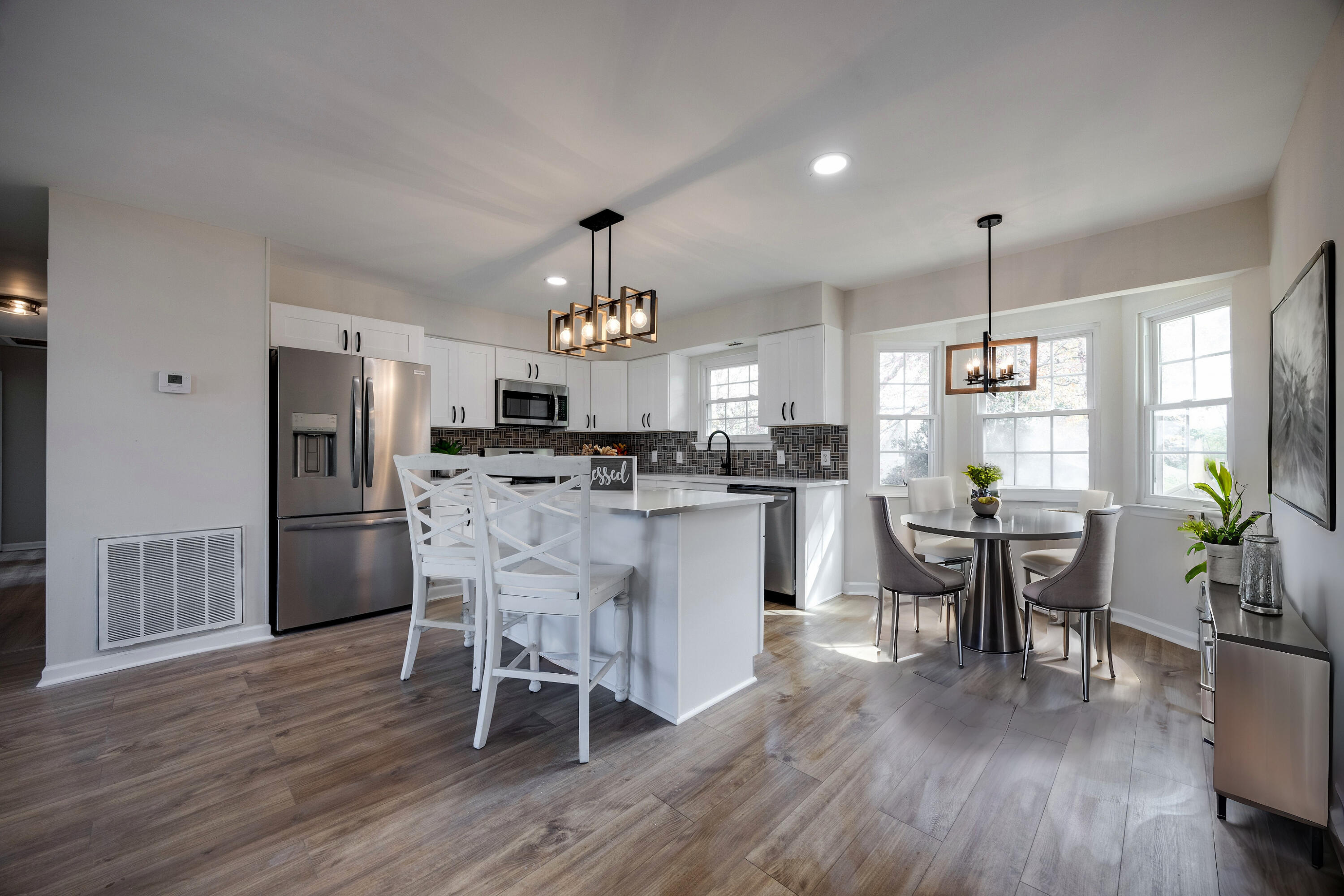 2310 Hydas Lane Chattanooga, TN 37421 - Photo 5 of 31 kitchen-dining - Kitchen - Modern - 1