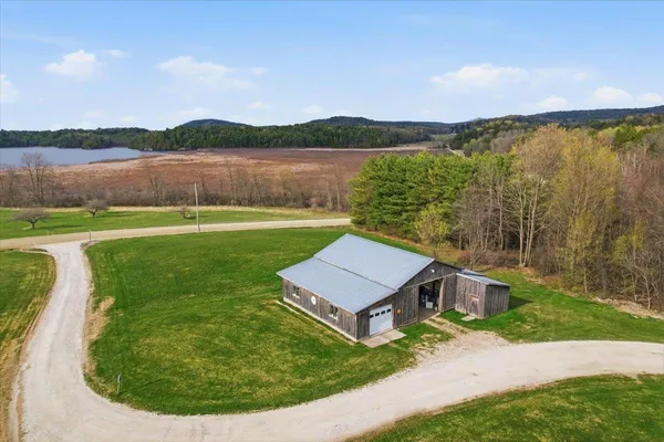 $905,000 | 48 Bushey Drive, Shelburne, VT 05482