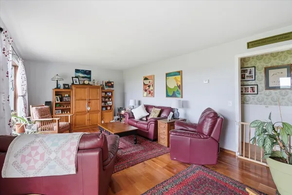 $905,000 | 48 Bushey Drive, Shelburne, VT 05482