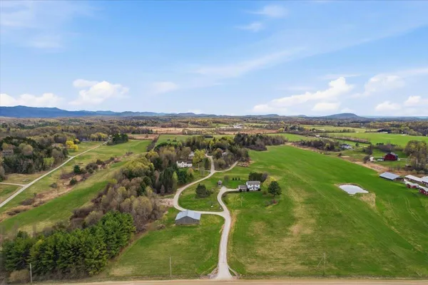$905,000 | 48 Bushey Drive, Shelburne, VT 05482