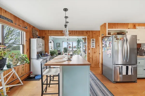 $905,000 | 48 Bushey Drive, Shelburne, VT 05482