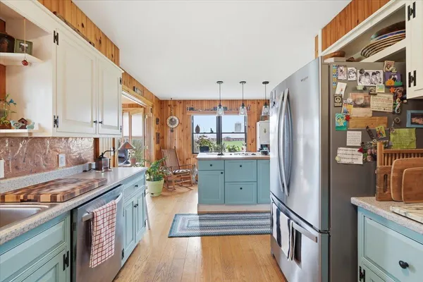 $905,000 | 48 Bushey Drive, Shelburne, VT 05482