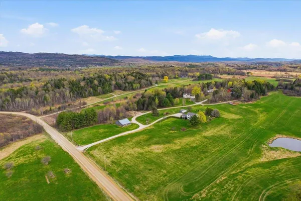 $905,000 | 48 Bushey Drive, Shelburne, VT 05482
