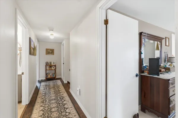 $905,000 | 48 Bushey Drive, Shelburne, VT 05482