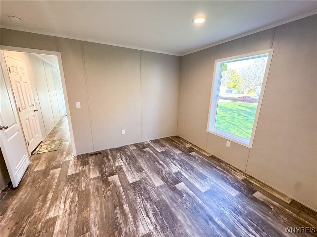 70 Rome Lane Ontario, NY 14519 - Photo 14 of 18