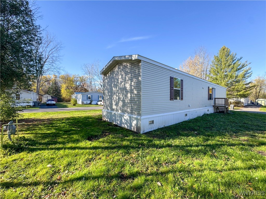 70 Rome Lane Ontario, NY 14519 - Photo 2 of 18