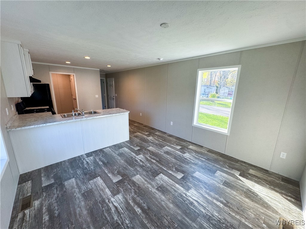 70 Rome Lane Ontario, NY 14519 - Photo 4 of 18