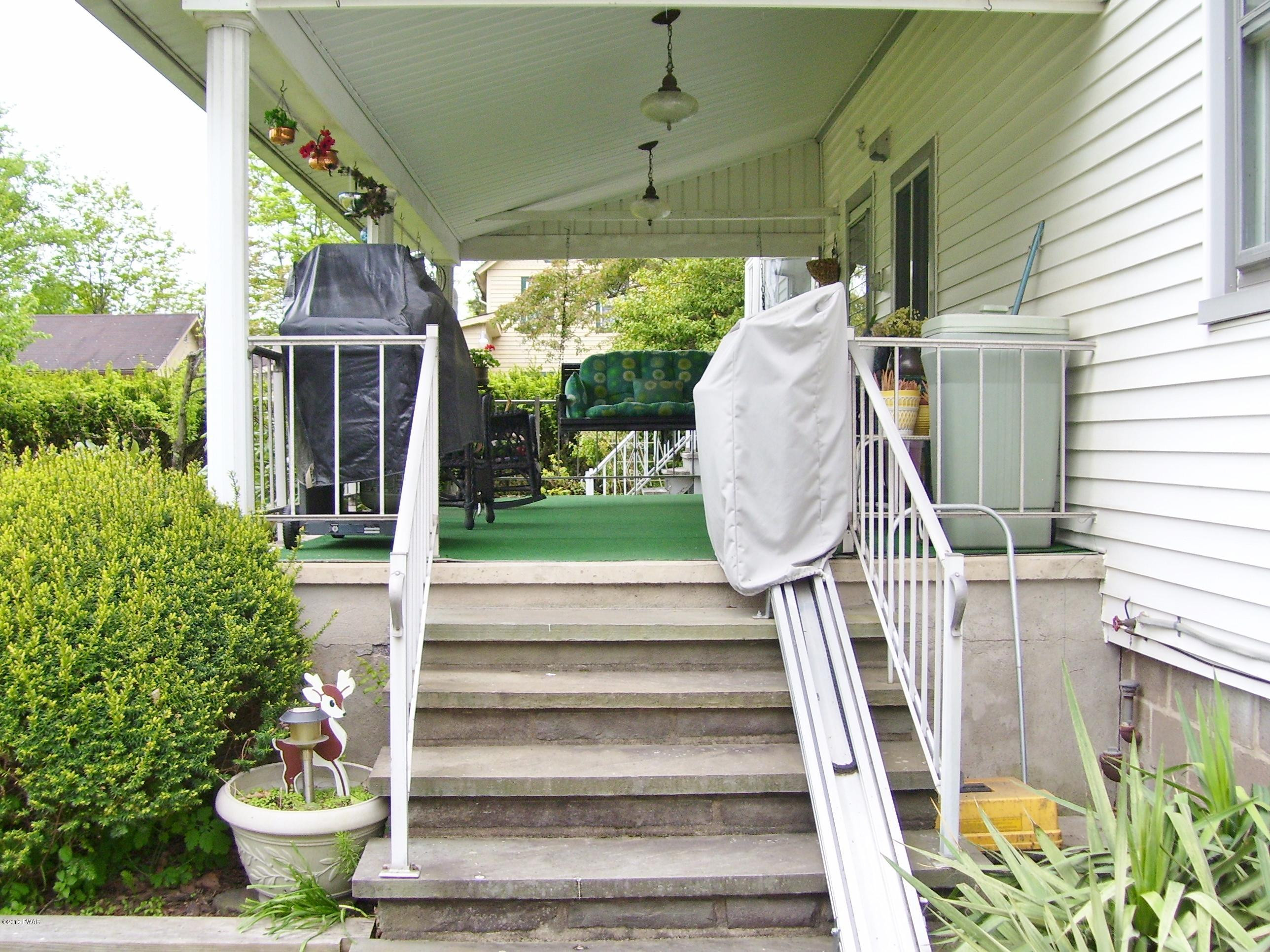 946 Main Street Newfoundland, PA 18445 - Photo 43 of 57