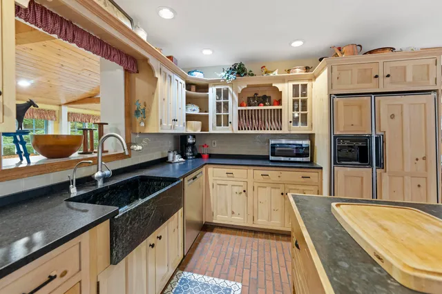 $10,000 | 37 Burnt Hill Road, Winhall, VT 05340