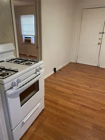 $54,900 | 511 East Lincoln Street, Sulphur, LA 70663