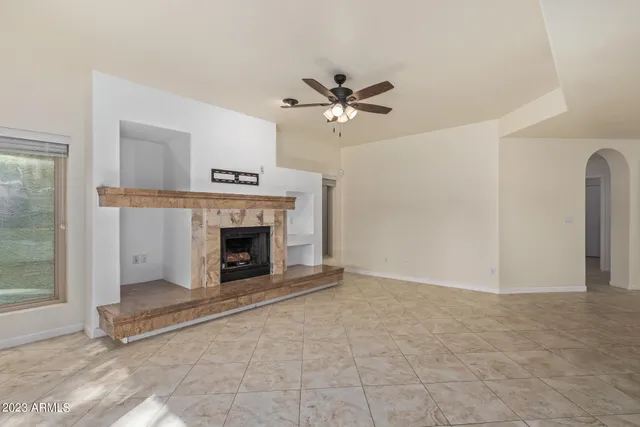 $3,015 | 9414 South 51st Street, Phoenix, AZ 85044