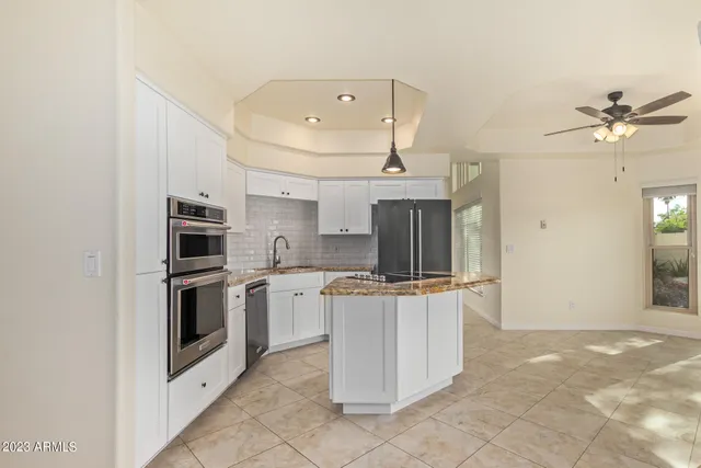 $3,015 | 9414 South 51st Street, Phoenix, AZ 85044