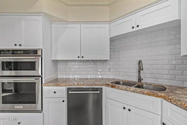 $3,015 | 9414 South 51st Street, Phoenix, AZ 85044