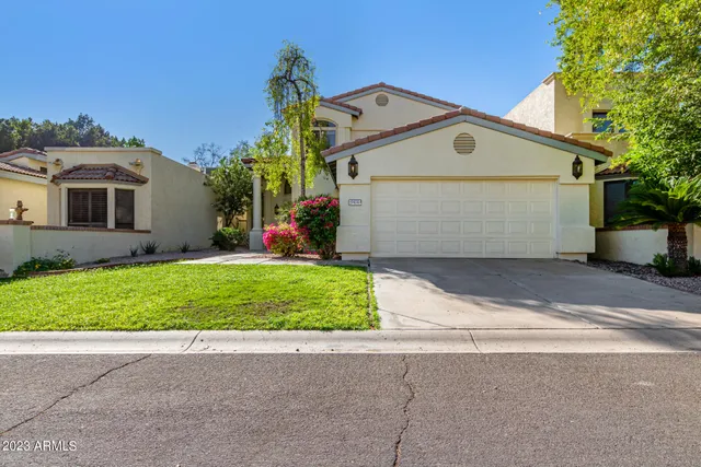 $3,015 | 9414 South 51st Street, Phoenix, AZ 85044